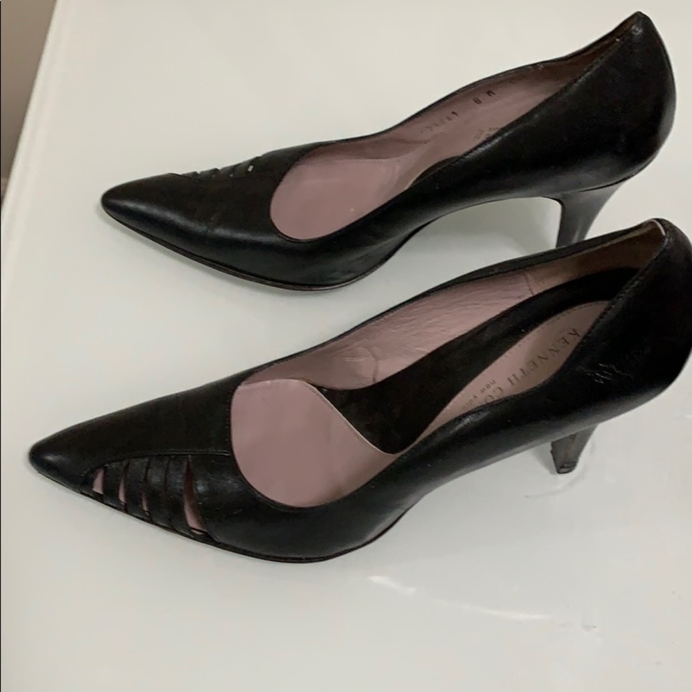 Nice classy sturdy black leather shoes